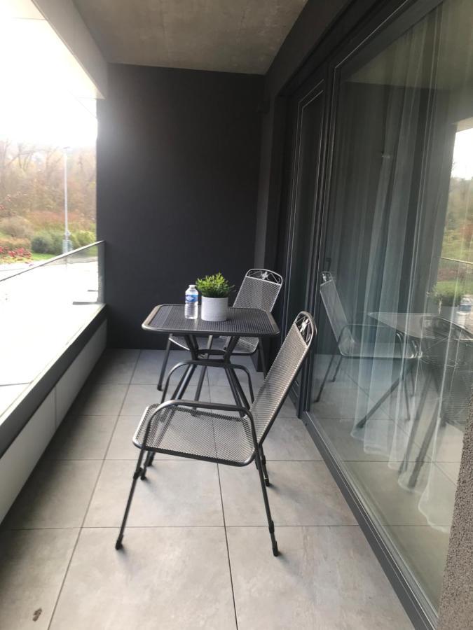 Apartmantplus01 Praha Bagian luar foto