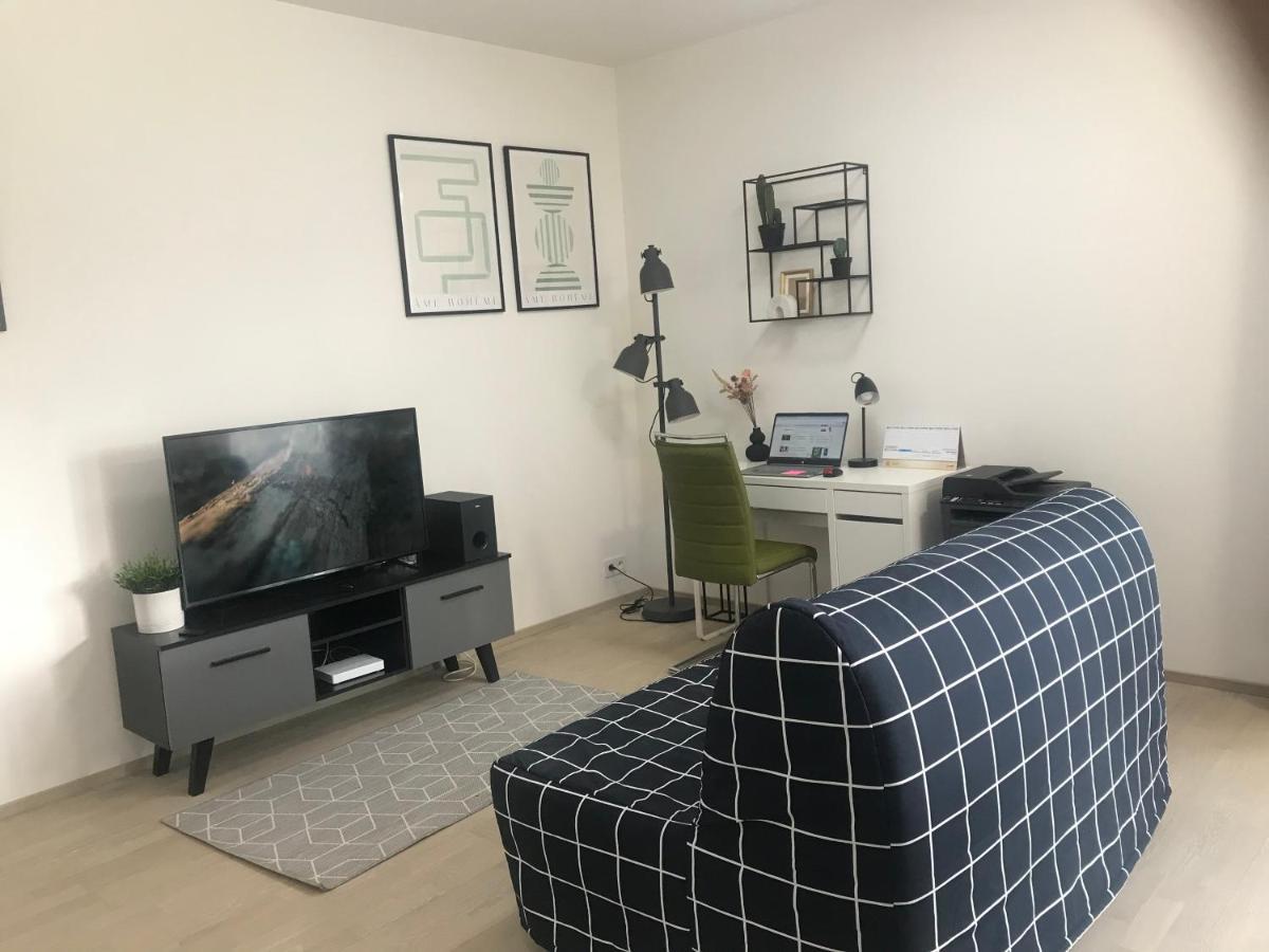 Apartmantplus01 Praha Bagian luar foto